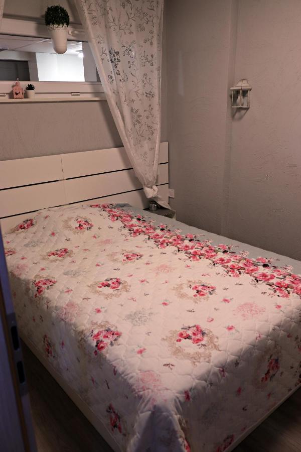 Luz Del Sol Balatonlelle Apartment Luaran gambar